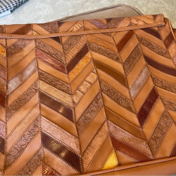 Vintage Magnum Genuine Leather Suede Patchwork Messenger Bag - Picture 7 of 10